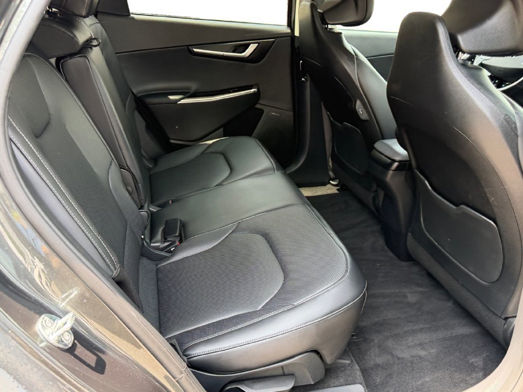 Certified 2023 Kia EV6 Wind AWD/4WD image 9