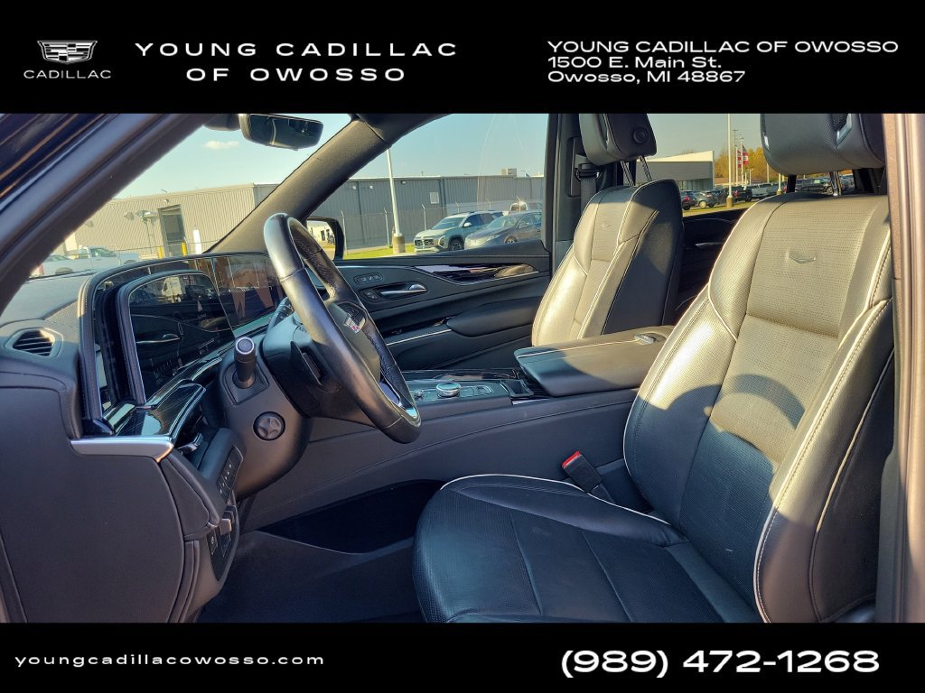 Used 2021 Cadillac Escalade Sport w/ LPO, ONYX Package AWD/4WD image 10