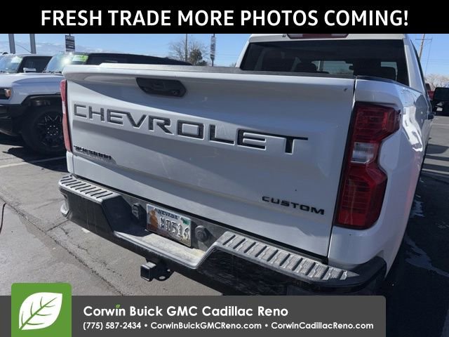 Used 2022 Chevrolet Silverado 1500 Custom Trail Boss w/ LPO, Dark Essentials Package image 9