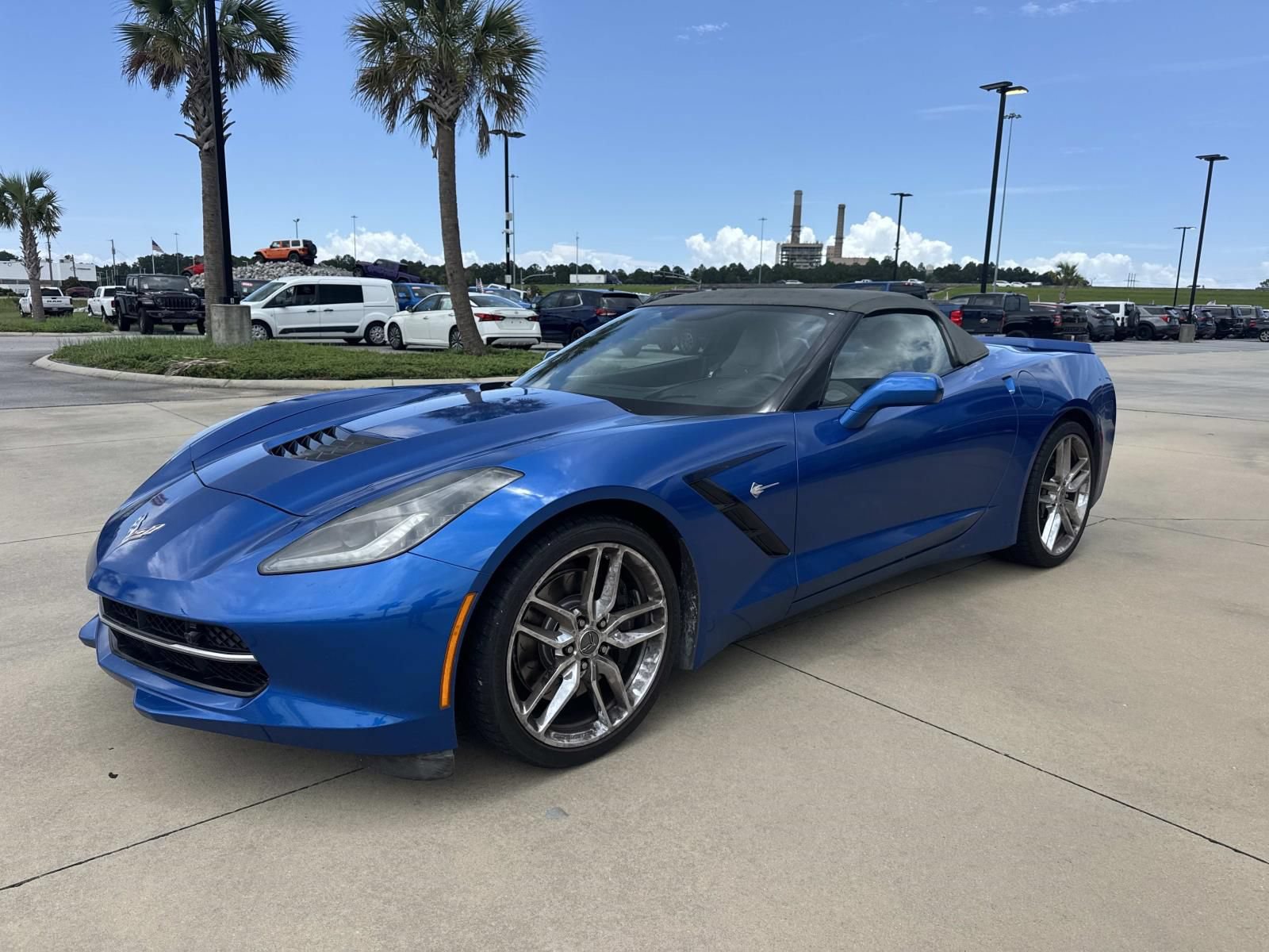 Used 2016 Chevrolet Corvette Stingray Convertible w/ 2LT Preferred Equipment Group RWD image 3
