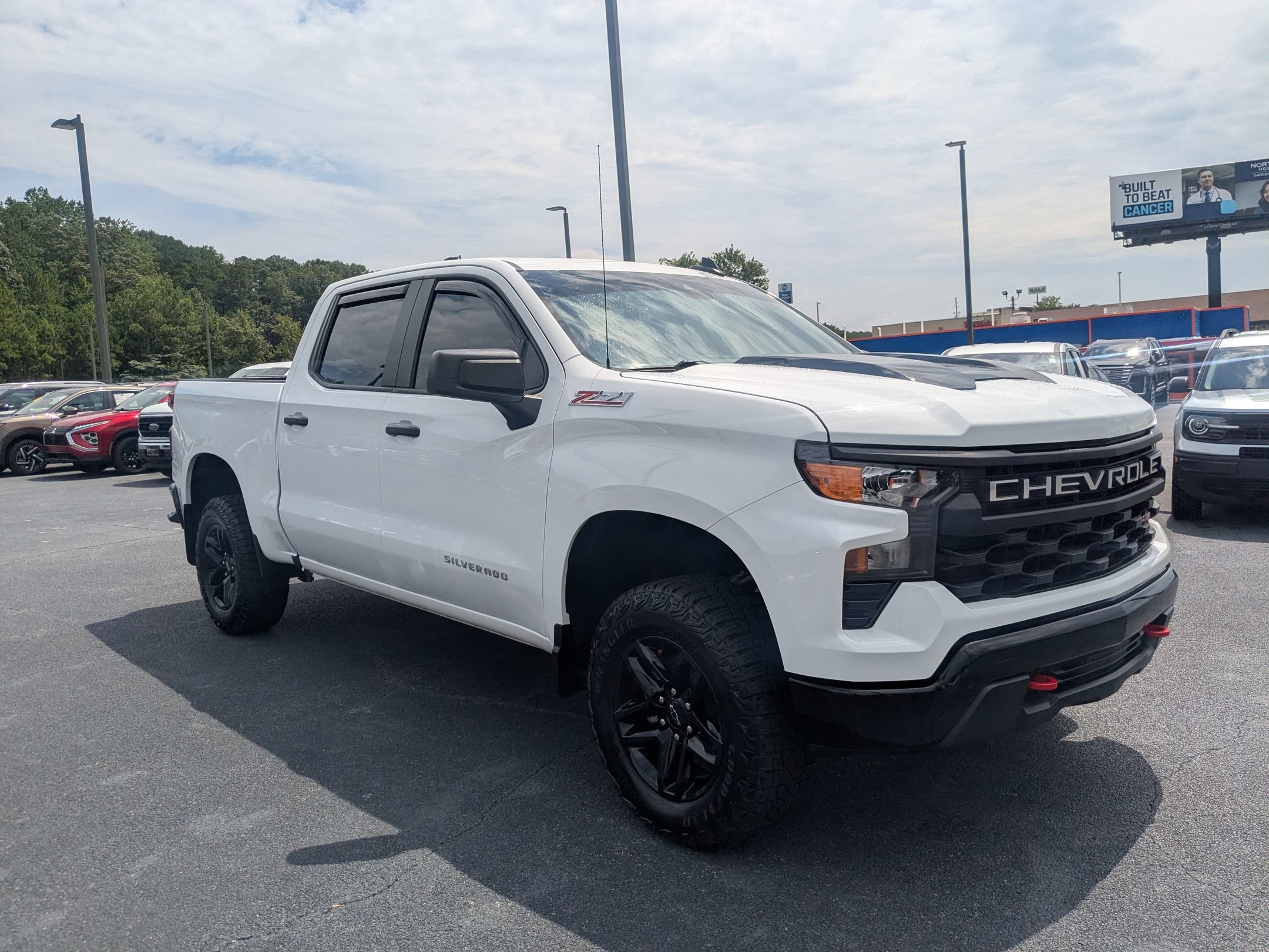 Used 2024 Chevrolet Silverado 1500 Custom Trail Boss AWD/4WD image 3