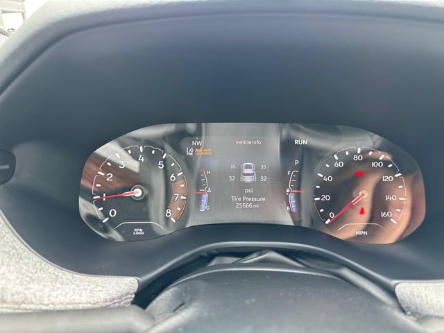 Used 2024 Jeep Compass Latitude w/ Sun and Sound Group AWD/4WD image 18