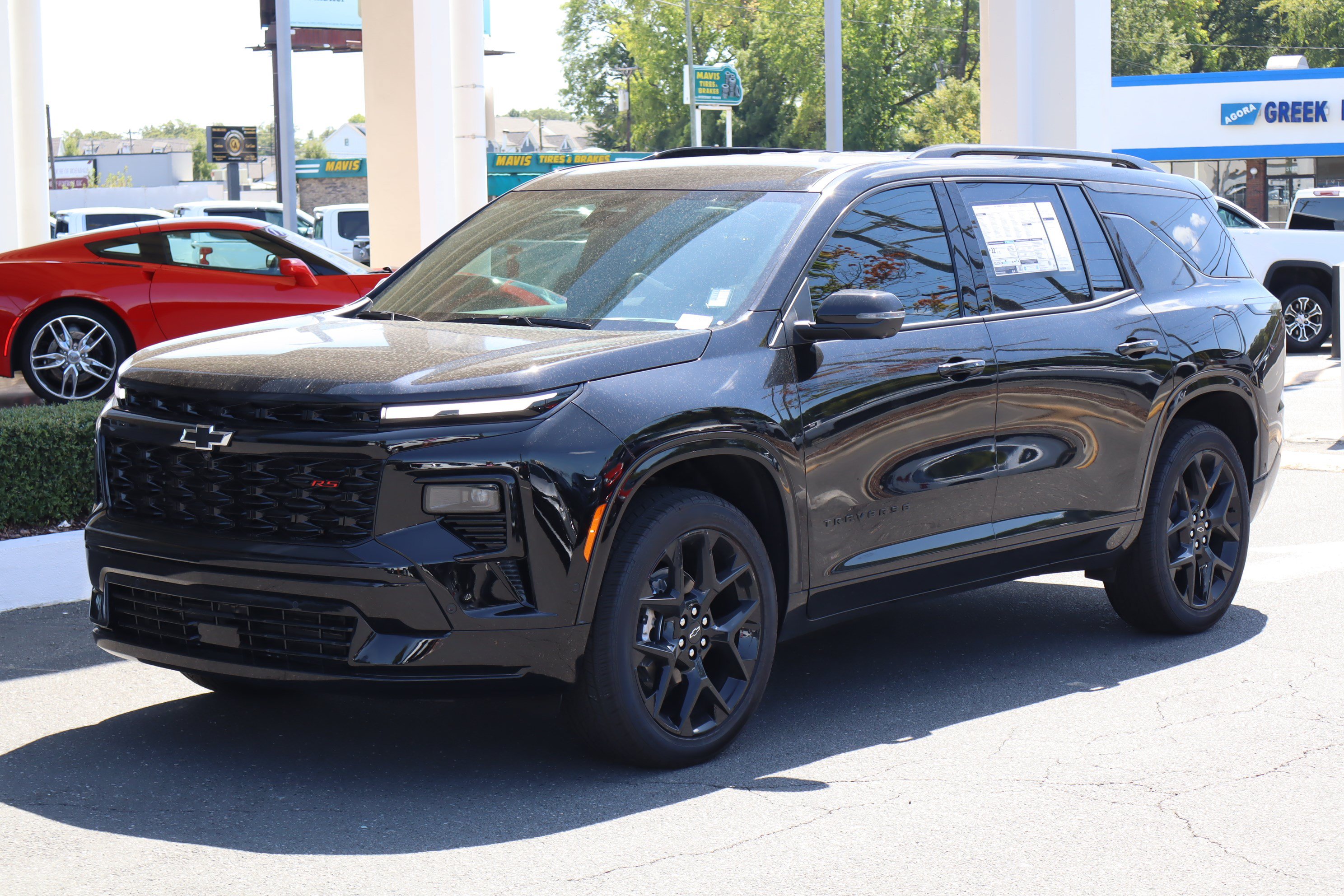 New 2026 Chevrolet Traverse RS w/ LPO, Floor Liner Package FWD image 3