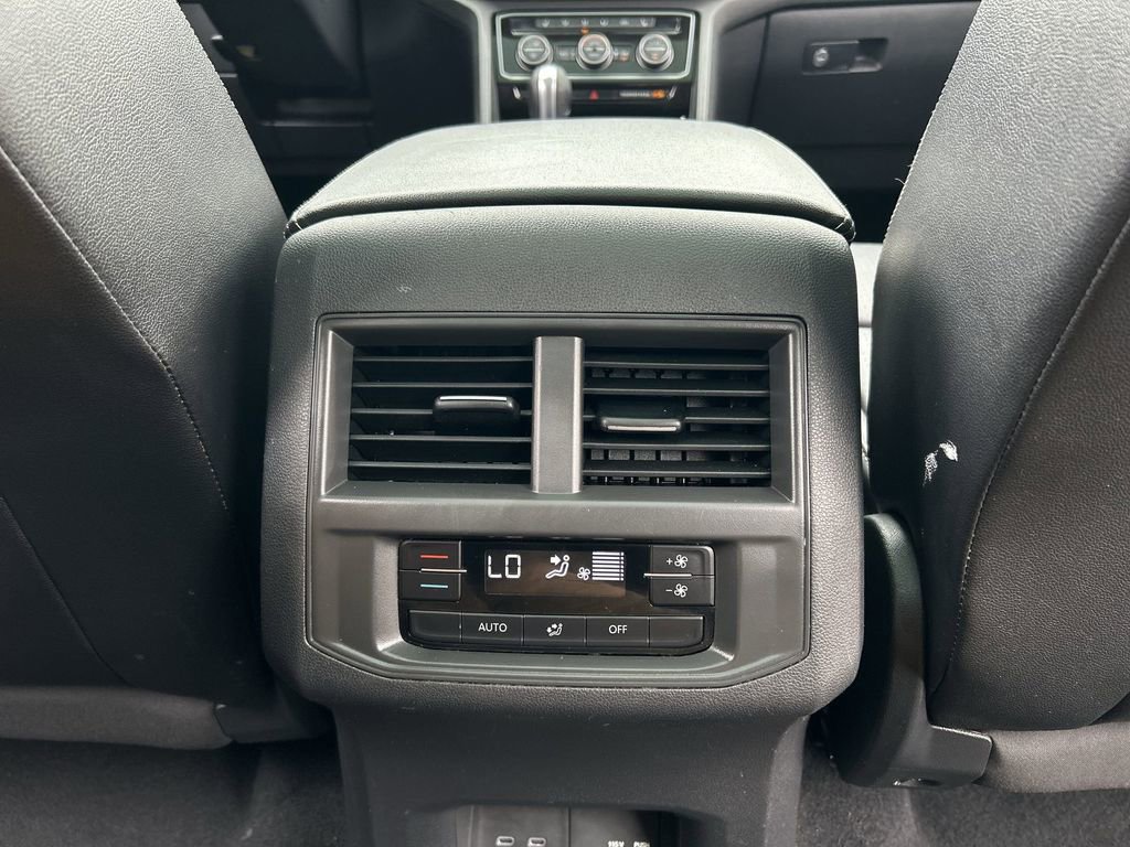 Used 2022 Volkswagen Atlas SE AWD/4WD image 22