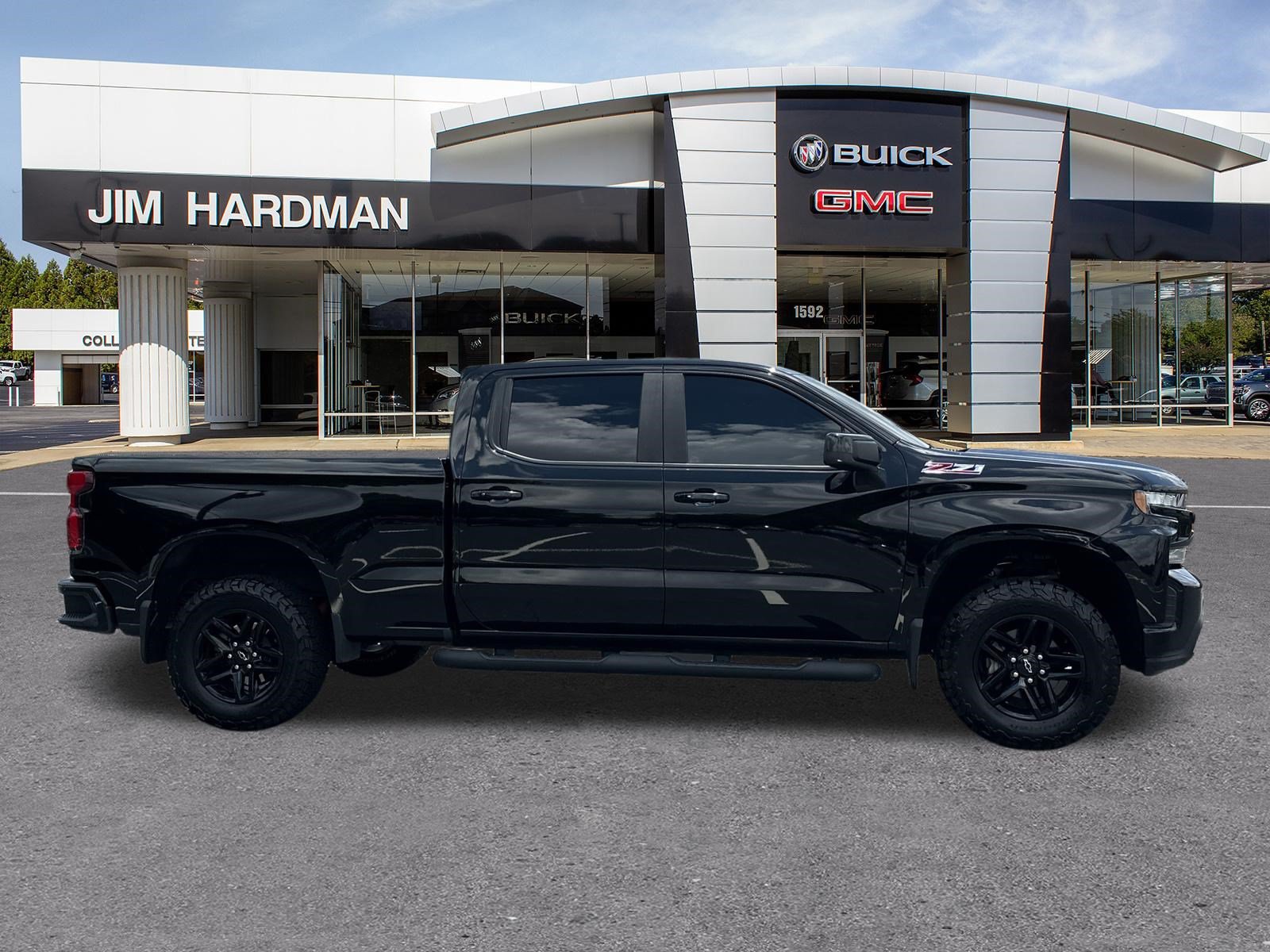 Used 2019 Chevrolet Silverado 1500 LT Trail Boss w/ Convenience Package AWD/4WD image 8