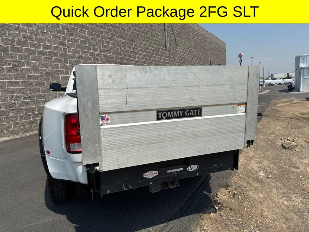 Used 2016 RAM 3500 SLT w/ Cold Weather Group AWD/4WD image 6