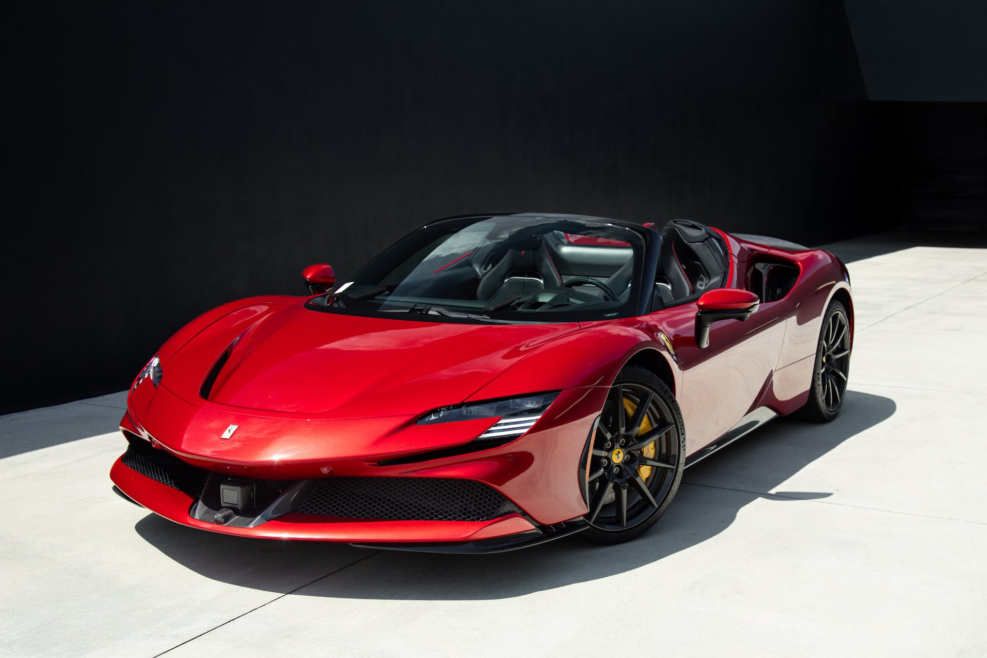 Certified 2025 Ferrari SF90 Spider AWD/4WD image 41