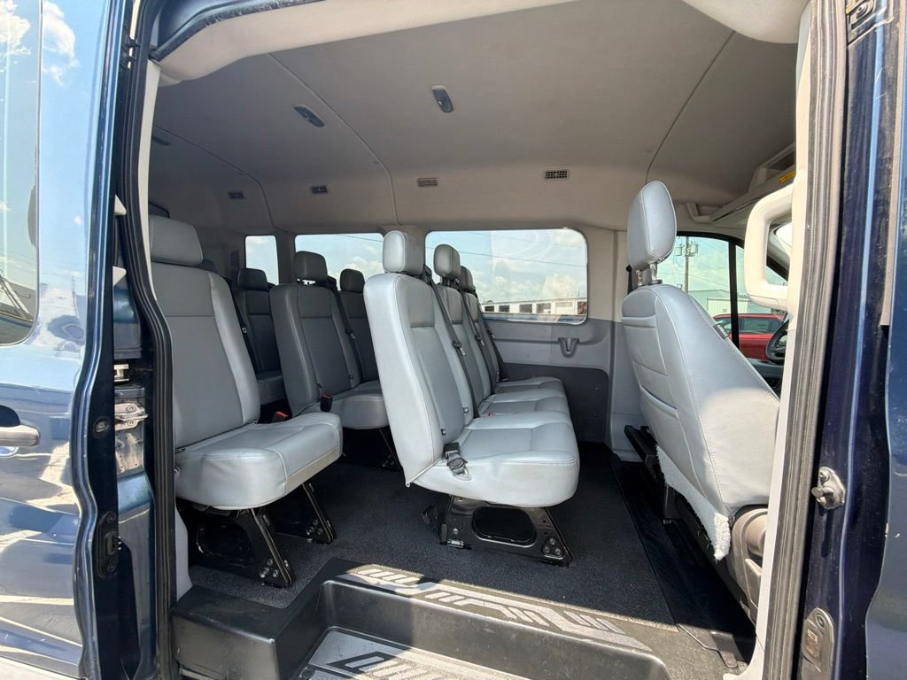 Used 2017 Ford Transit 350 XL RWD image 19