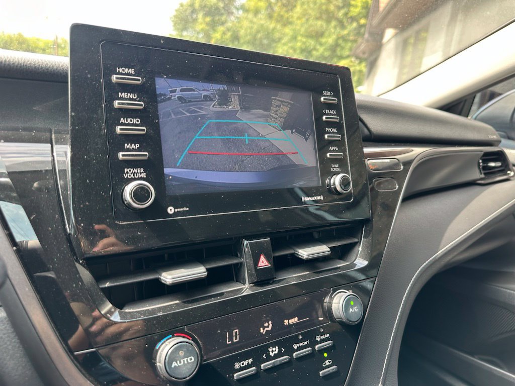 Used 2021 Toyota Camry SE FWD image 15