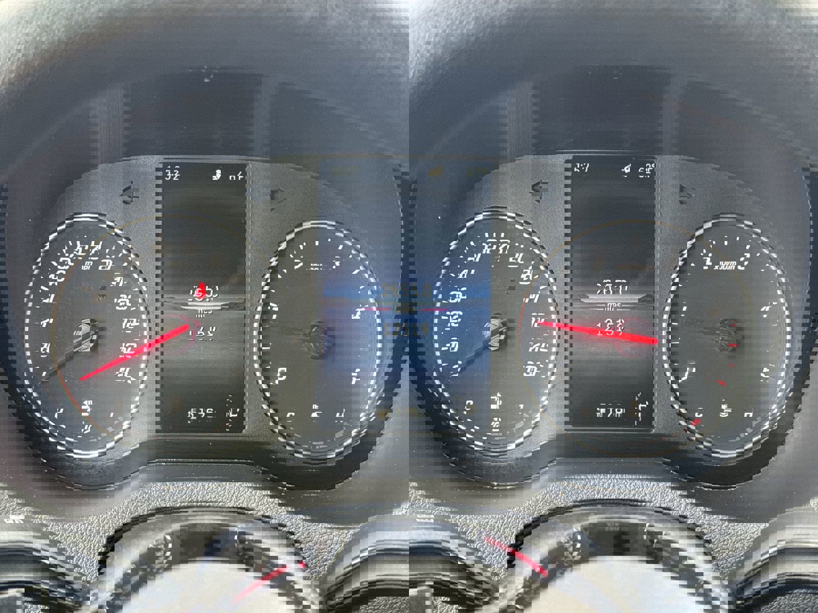 Used 2025 Mercedes-Benz Sprinter 2500 image 21