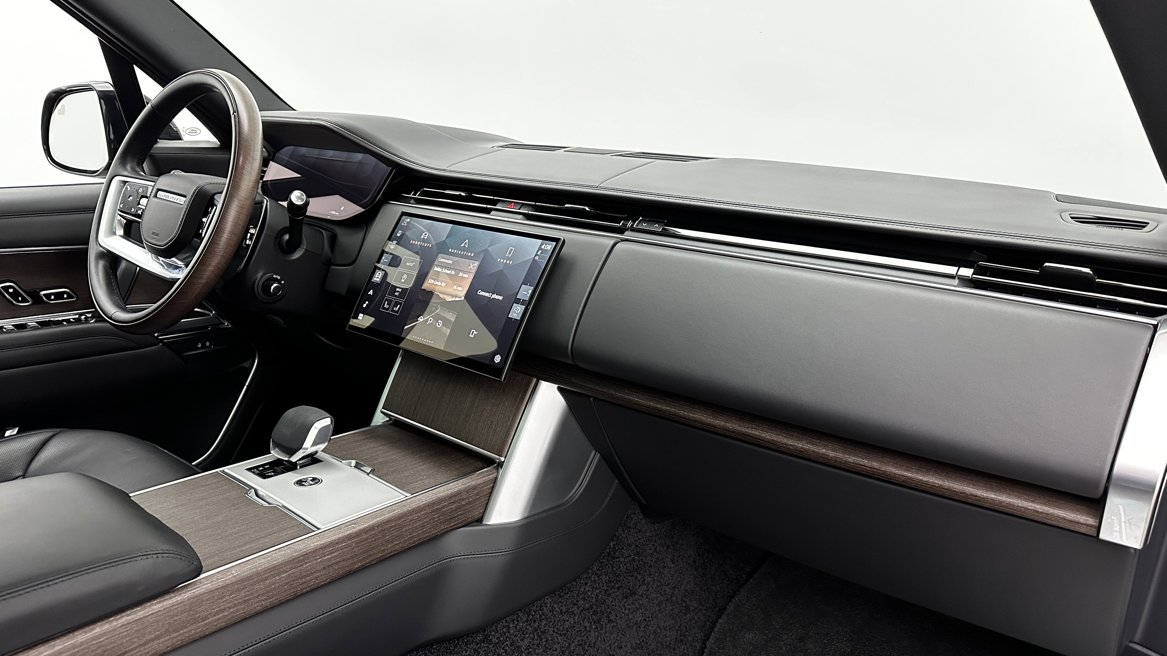 Used 2025 Land Rover Range Rover Long Wheelbase SE image 50