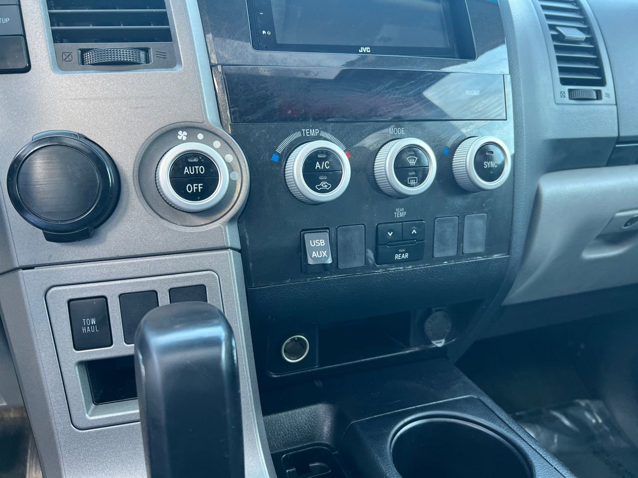 Used 2013 Toyota Sequoia SR5 image 29