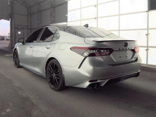 Used 2022 Toyota Camry XSE w/ Navigation Package FWD image 6