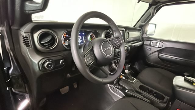 Used 2023 Jeep Wrangler Unlimited Sport w/ Cold Weather Group AWD/4WD image 13