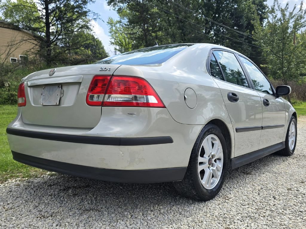 Used 2005 Saab 9-3 Linear FWD image 10