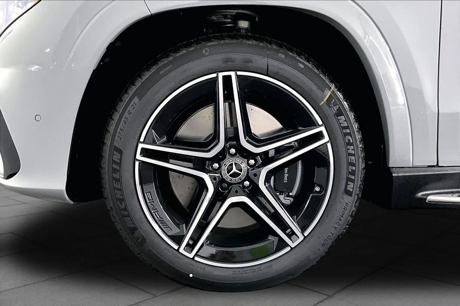New 2027 Mercedes-Benz GLS 450 4MATIC image 18