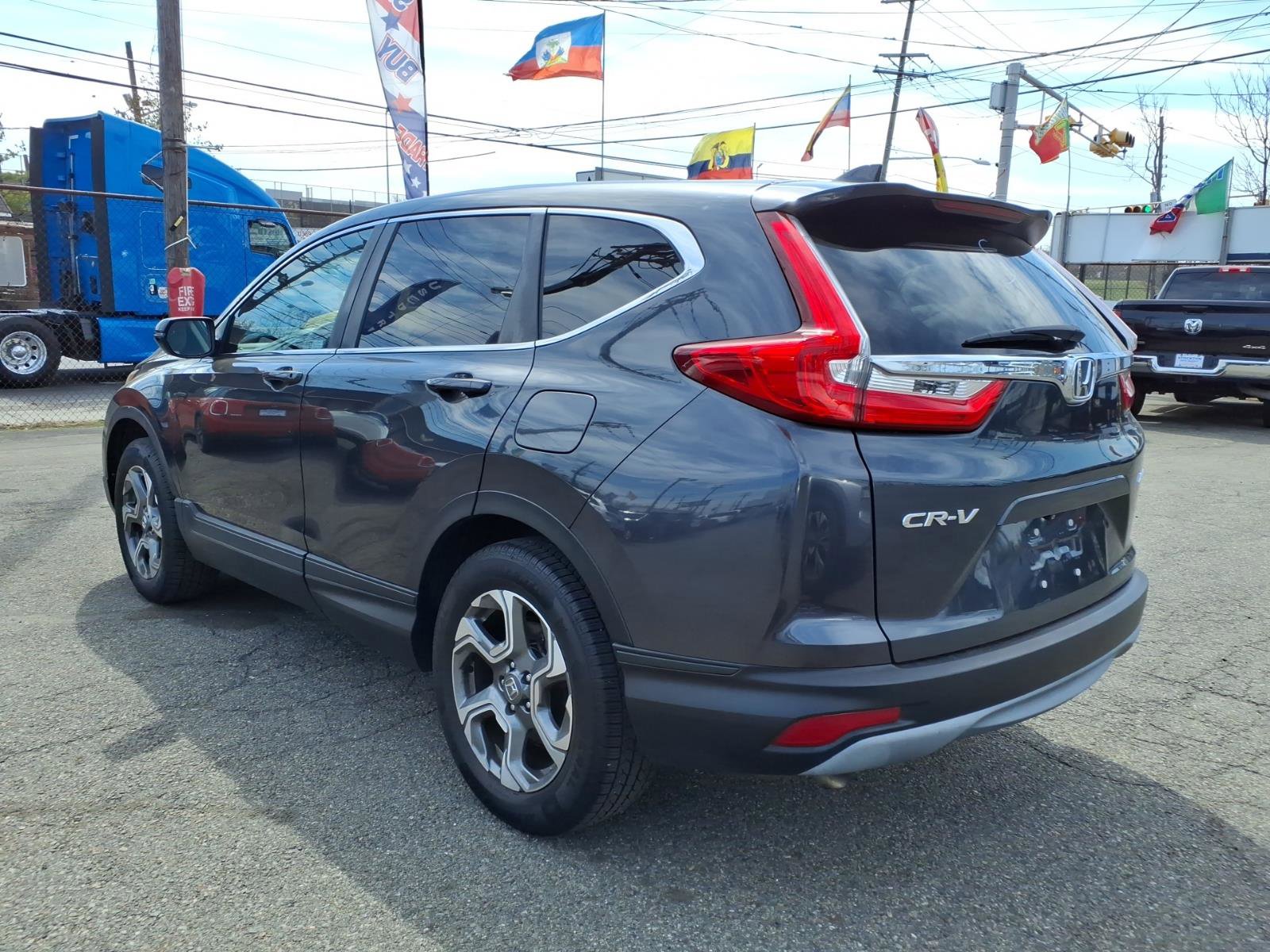 Used 2019 Honda CR-V EX image 5