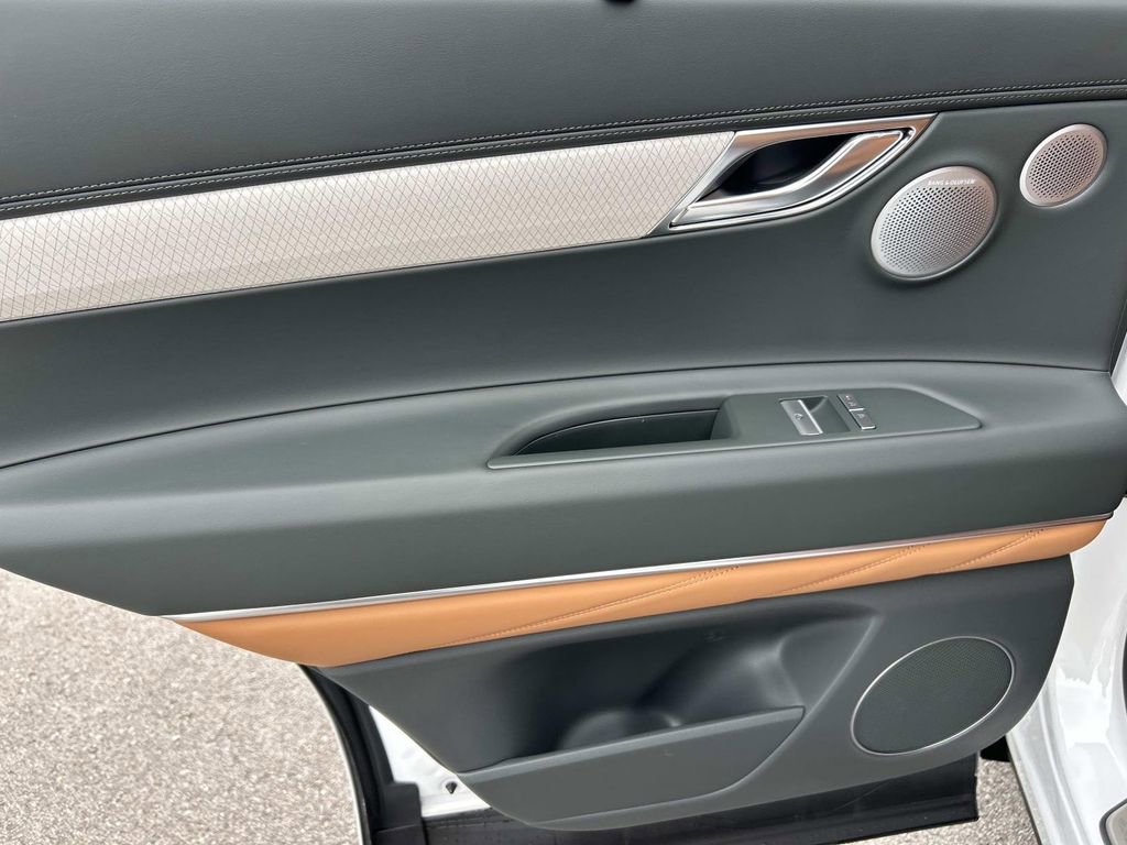 New 2026 Genesis GV80 2.5T Advanced image 22