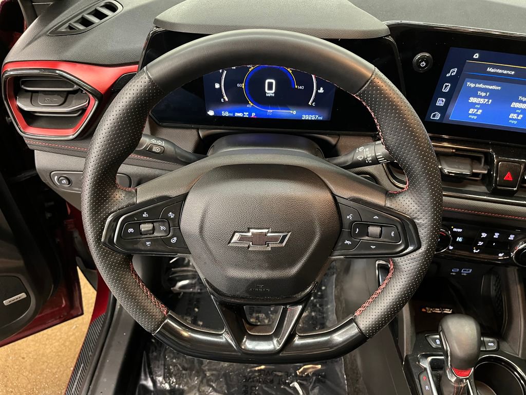 Used 2024 Chevrolet TrailBlazer RS w/ Convenience Package image 11