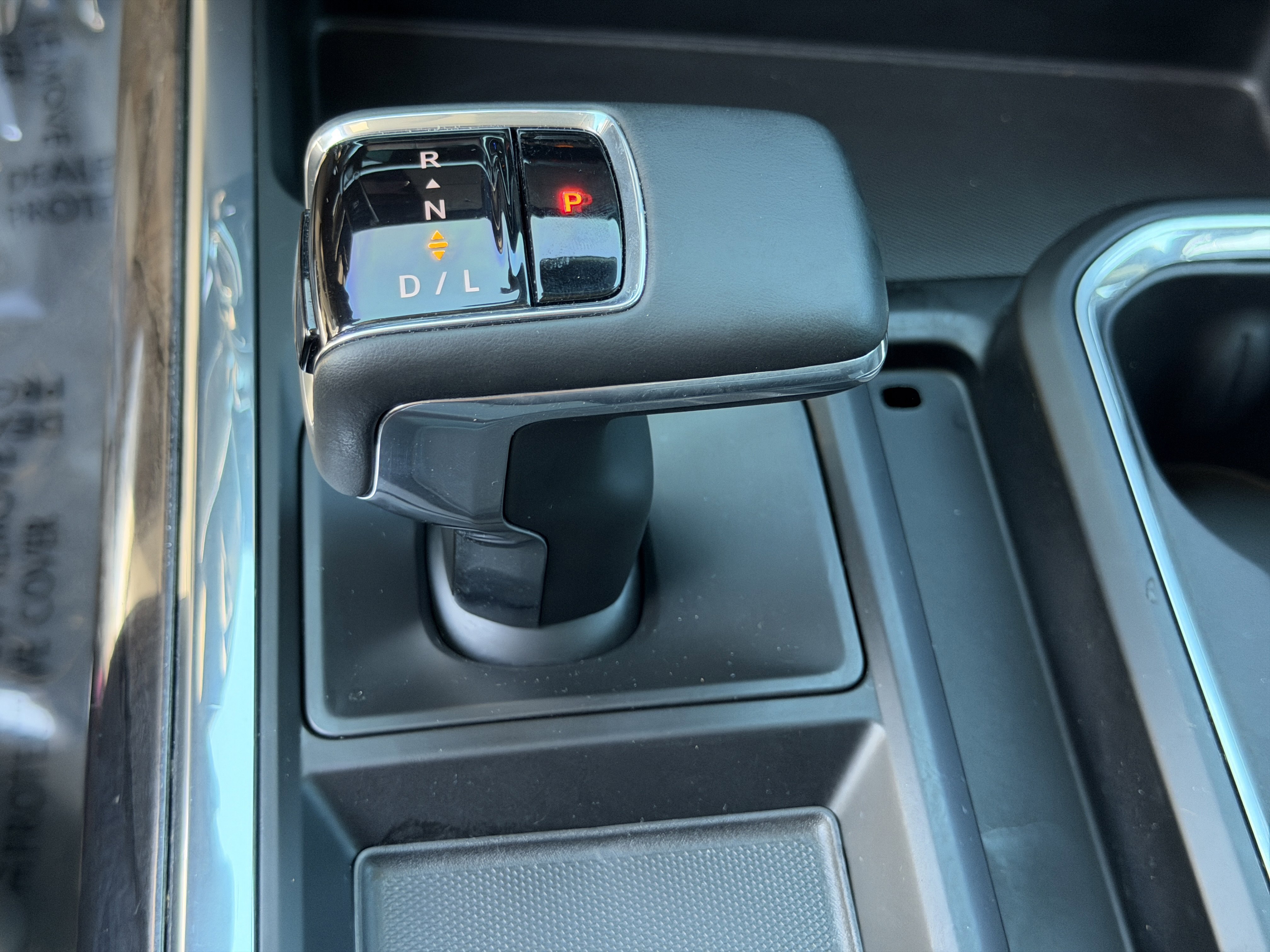 Used 2023 Chevrolet Silverado 1500 LTZ AWD/4WD image 23