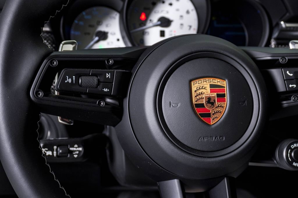 New 2026 Porsche Macan GTS AWD/4WD image 20