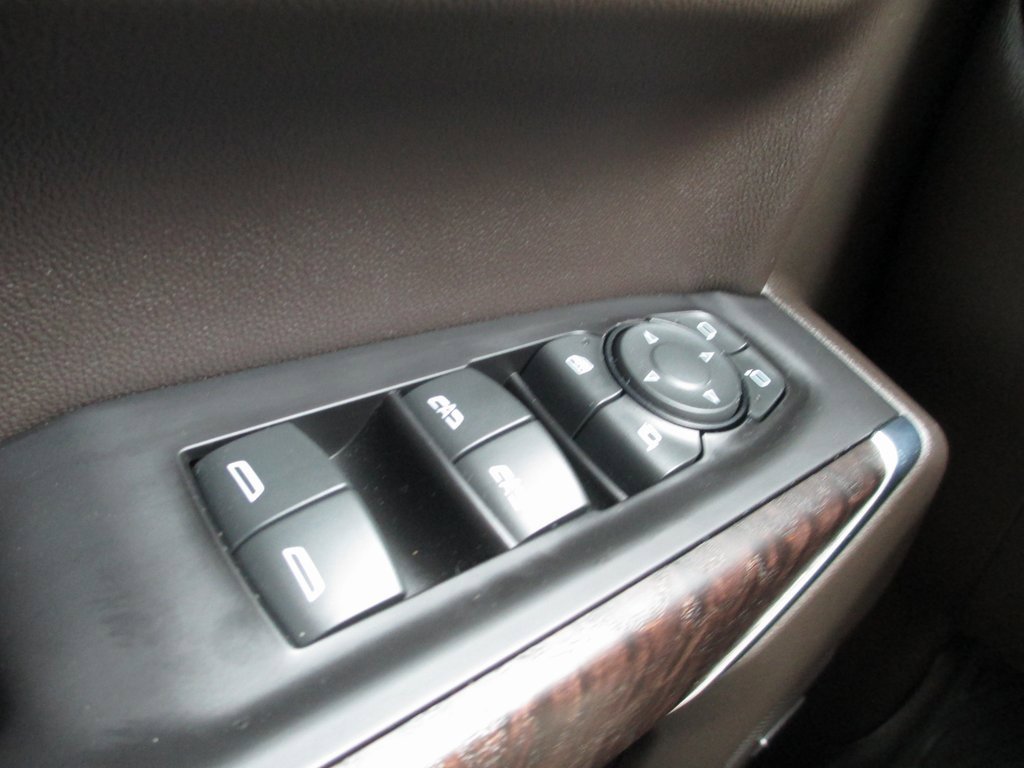 Used 2019 GMC Sierra 1500 Denali w/ Driver Alert Package II image 29