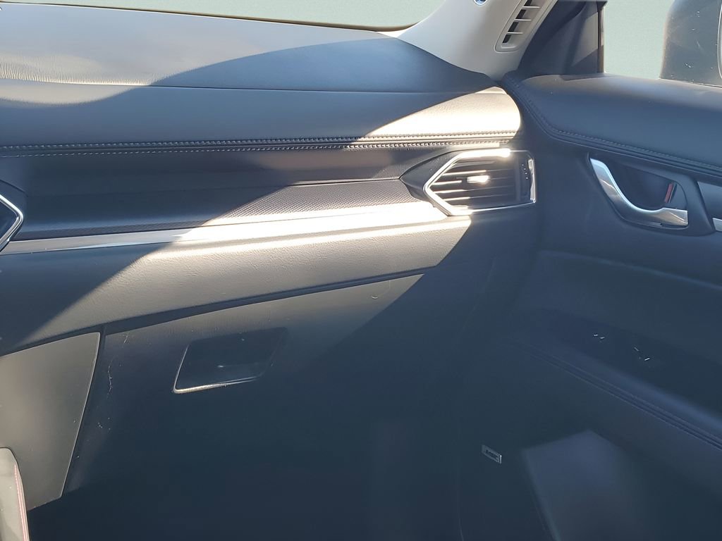 Used 2025 MAZDA CX-5 Carbon Edition image 26