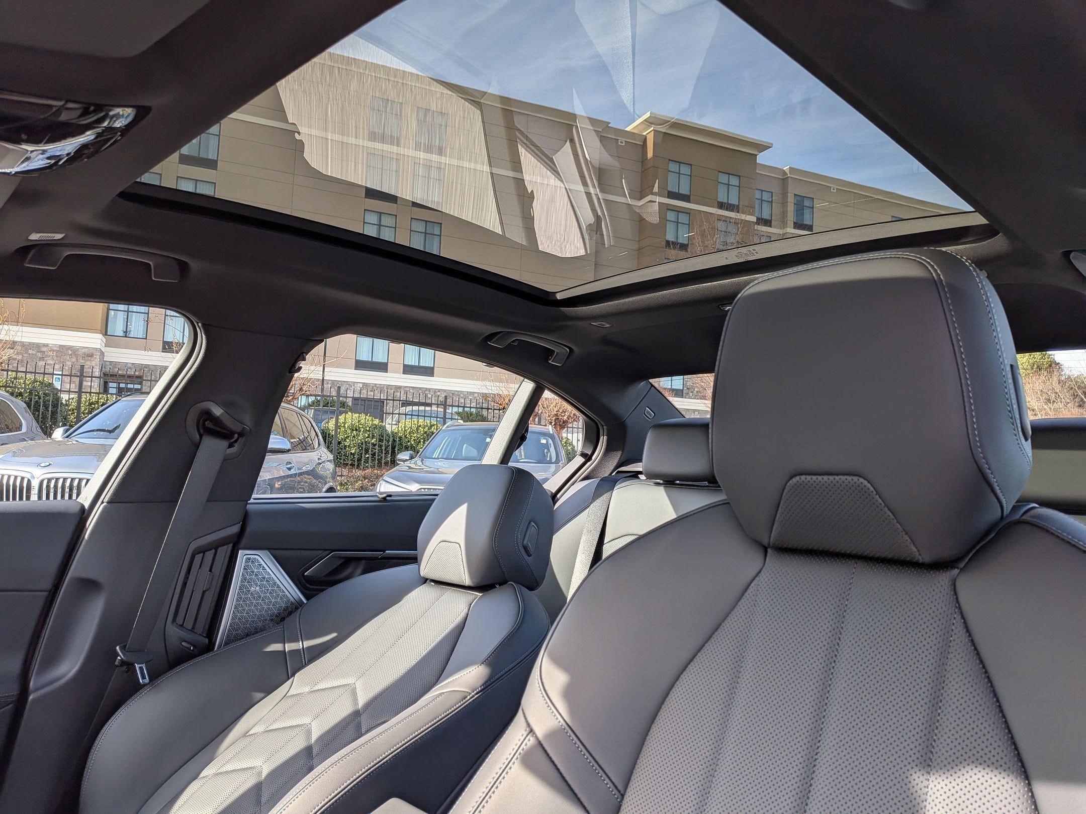 New 2026 BMW 540i xDrive w/ Executive Package AWD/4WD image 17