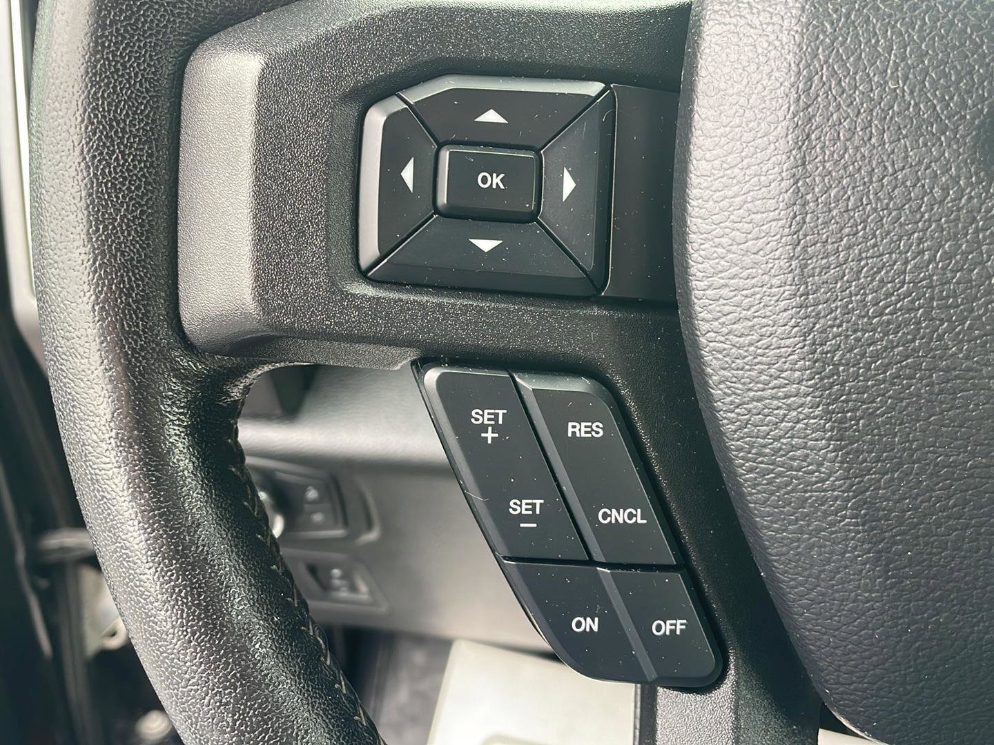 Used 2019 Ford F150 XLT w/ Equipment Group 302A Luxury AWD/4WD image 16