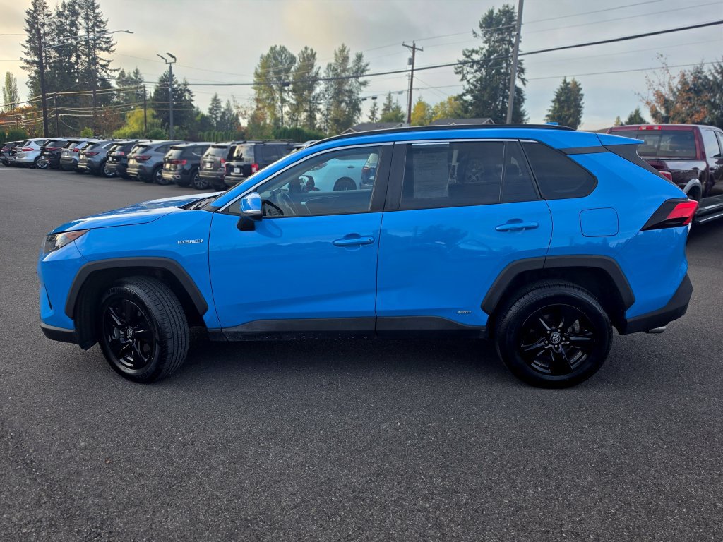 Used 2020 Toyota RAV4 LE w/ All Weather Liner Package AWD/4WD image 8