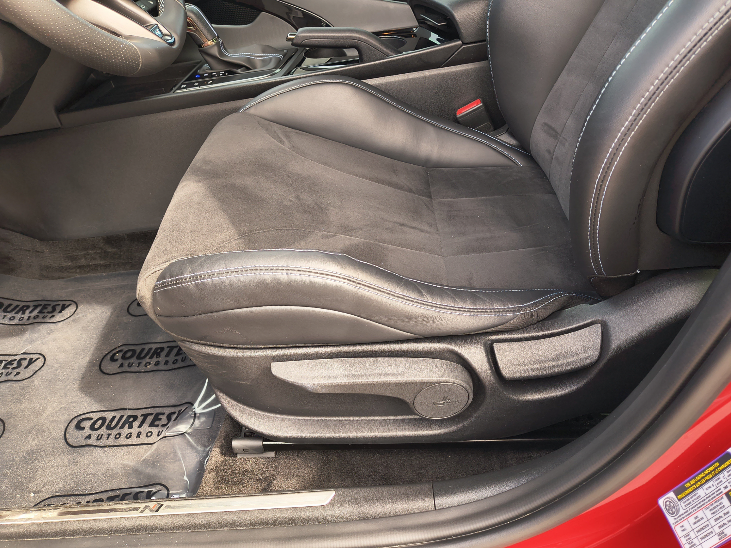 Certified 2025 Hyundai Elantra N FWD image 19
