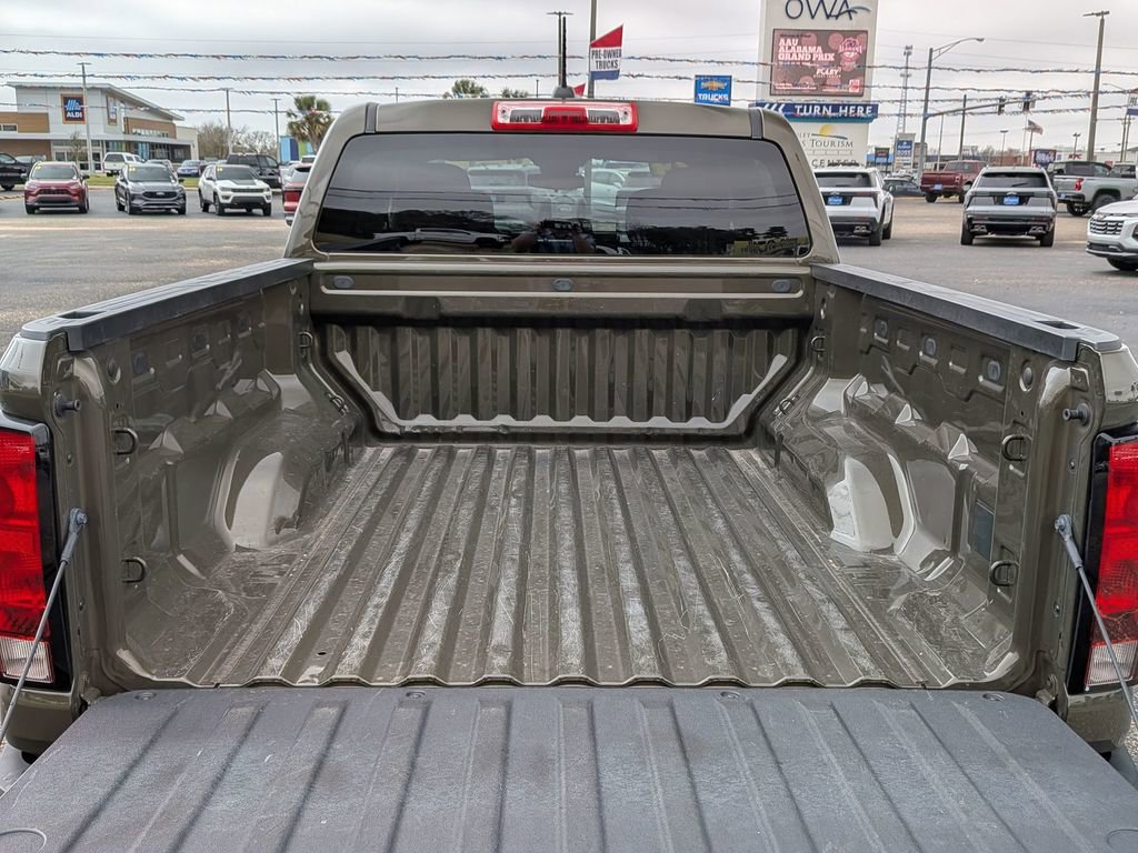 Used 2024 Chevrolet Colorado W/T image 32