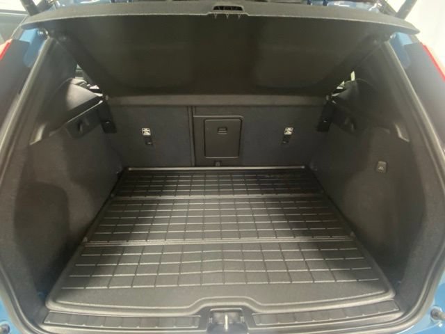 Used 2023 Volvo XC40 Recharge Ultimate w/ Protection Package Premier AWD/4WD image 9