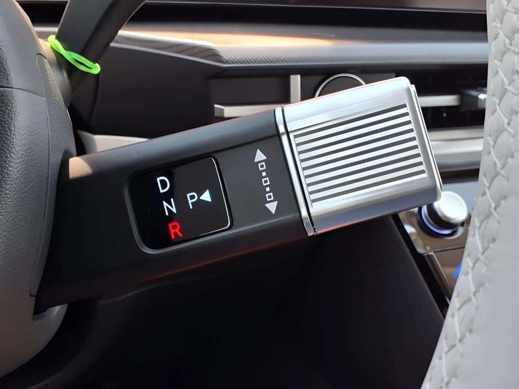 New 2026 Hyundai Santa Fe SEL image 16