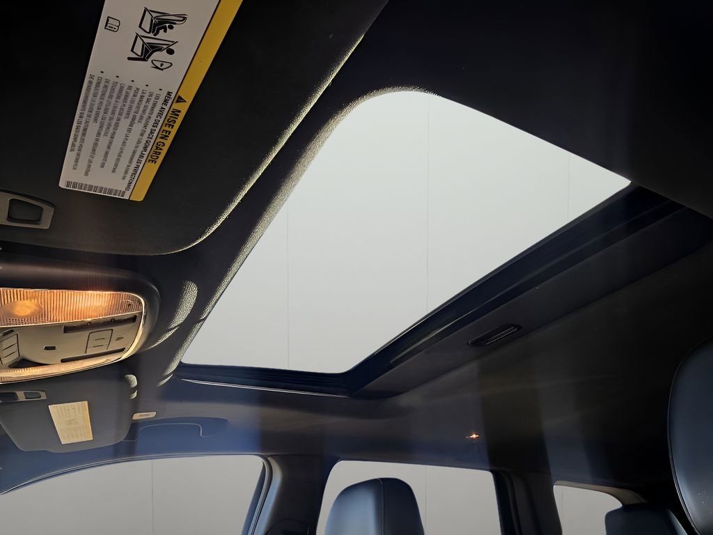 Used 2022 Jeep Grand Cherokee Limited image 25