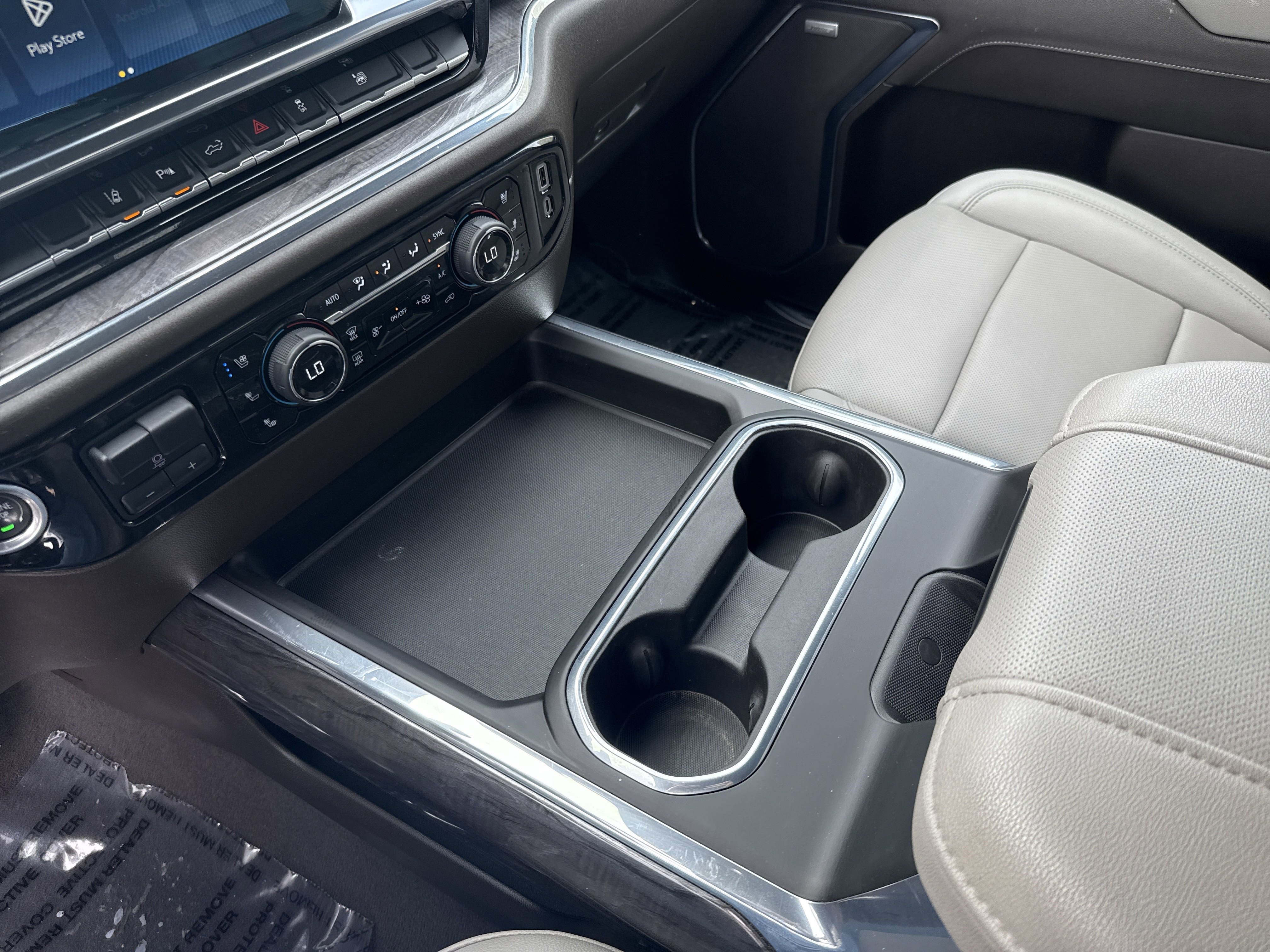 Used 2024 Chevrolet Silverado 3500 LTZ w/ LTZ Premium Package image 19