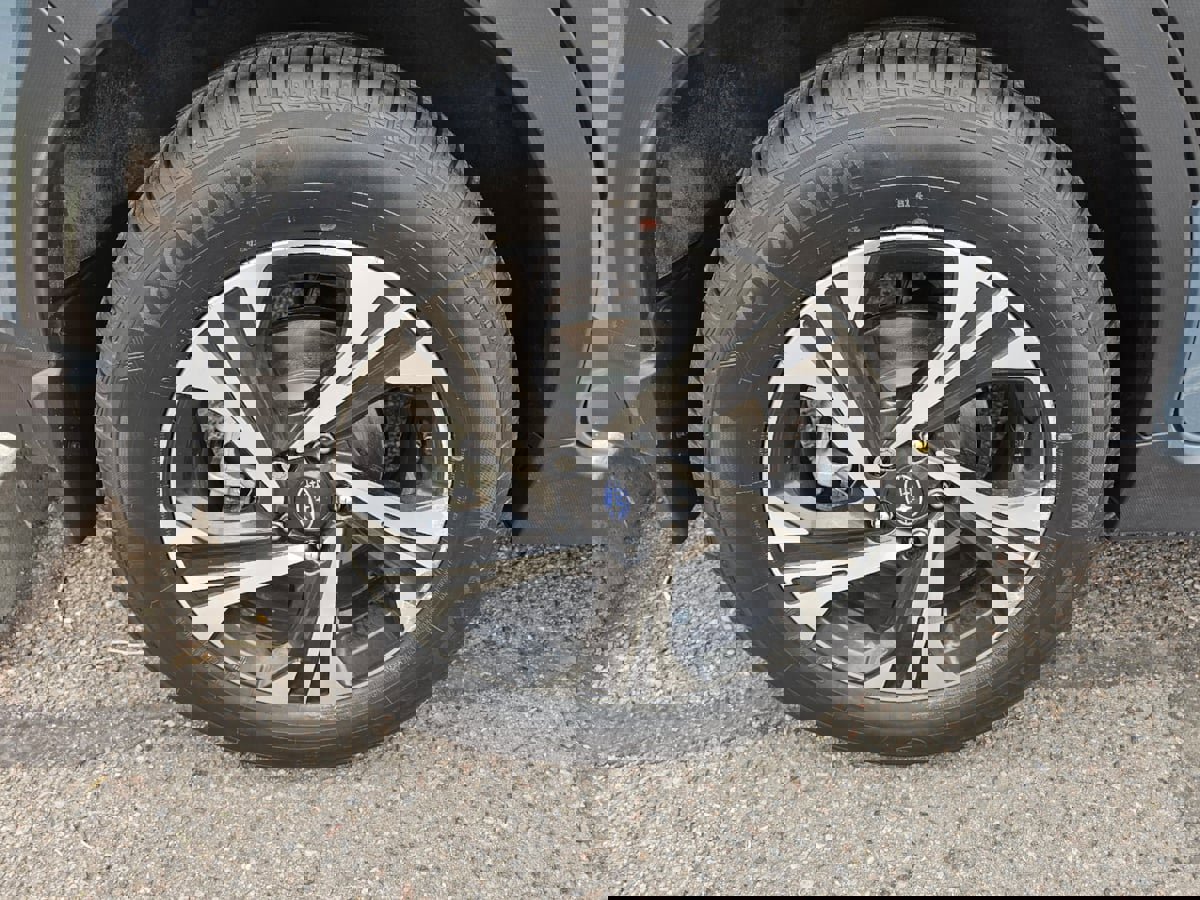 Used 2024 Subaru Crosstrek 2.0i Premium image 46