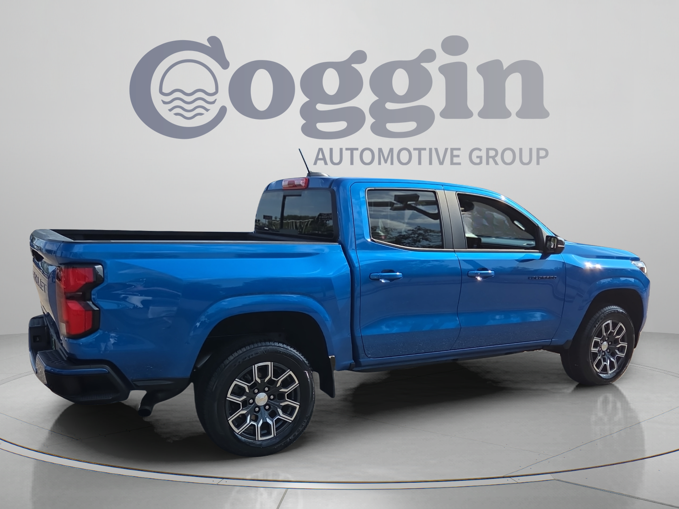 Used 2023 Chevrolet Colorado LT w/ LT Convenience Package III RWD image 5