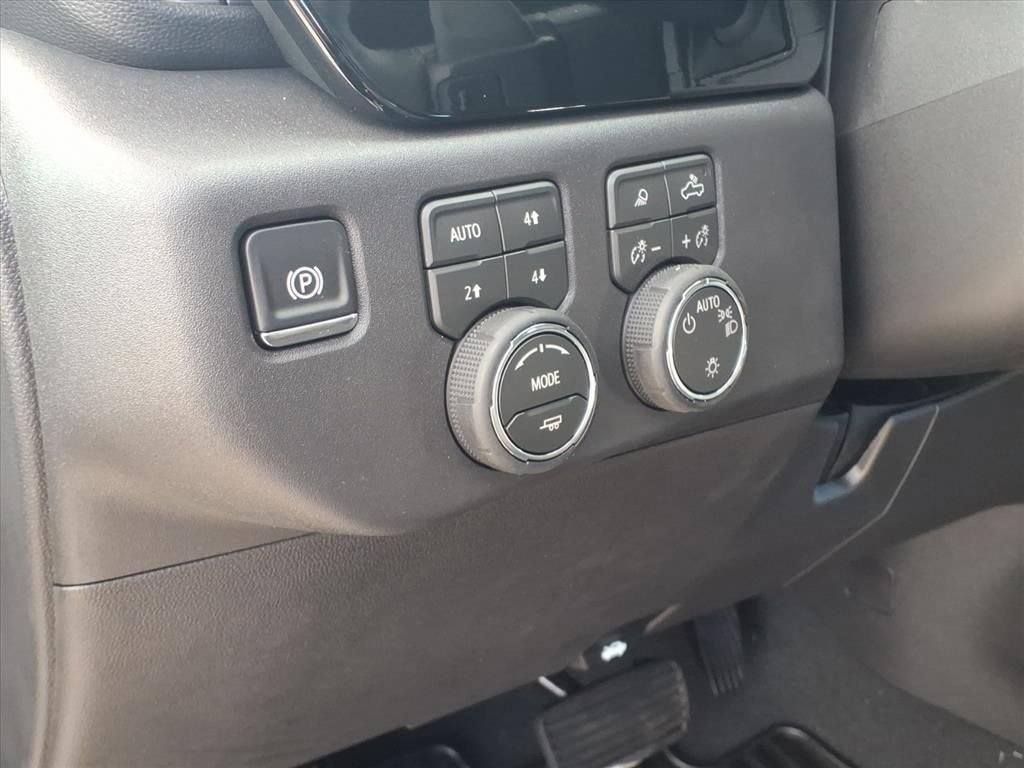 New 2026 Chevrolet Silverado 1500 LT w/ Z71 Off-Road Package AWD/4WD image 15