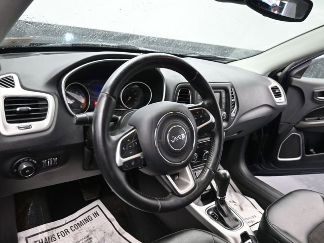 Used 2018 Jeep Compass Latitude image 16