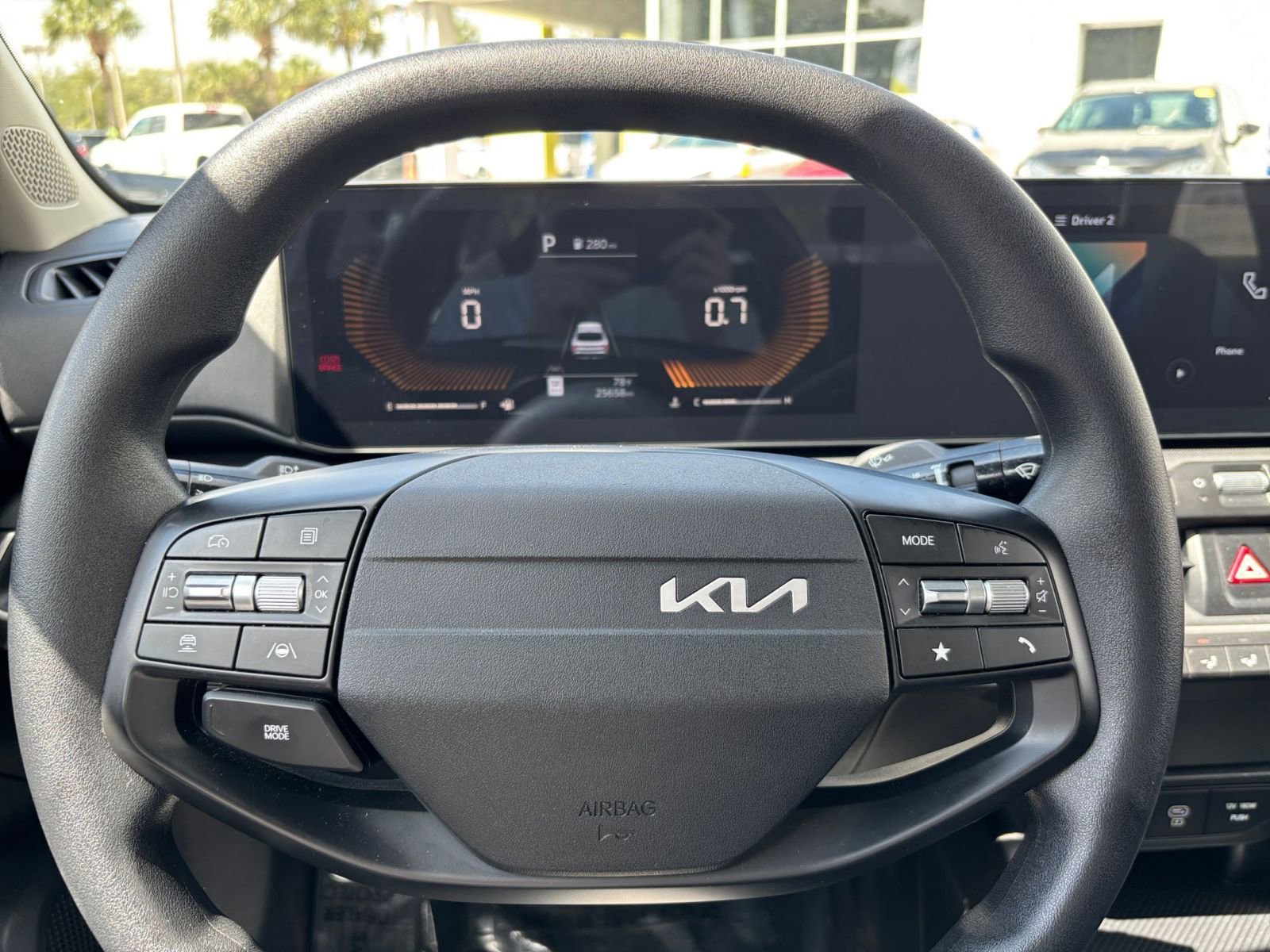 Used 2025 Kia K4 FWD image 27
