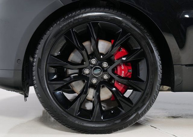 Used 2022 Land Rover Range Rover Sport HST image 9