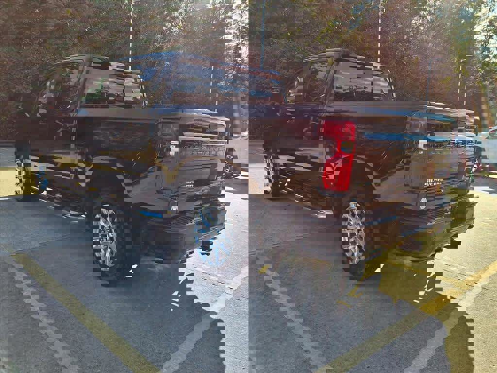 Used 2020 Chevrolet Silverado 1500 RST image 5