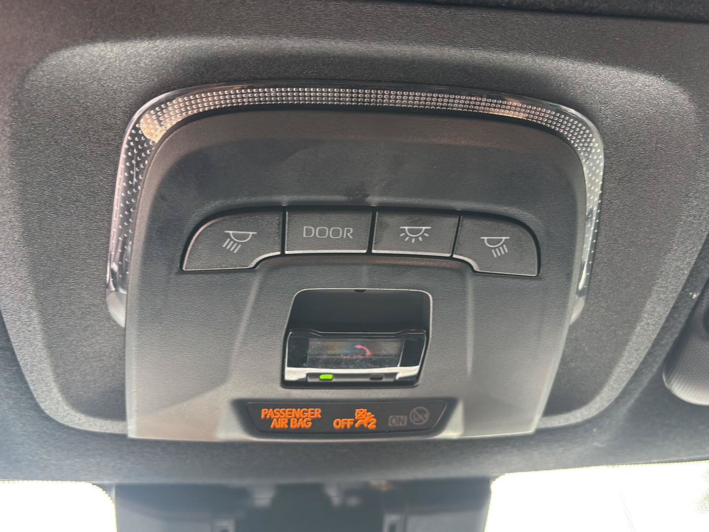 Used 2023 Toyota Corolla SE FWD image 38