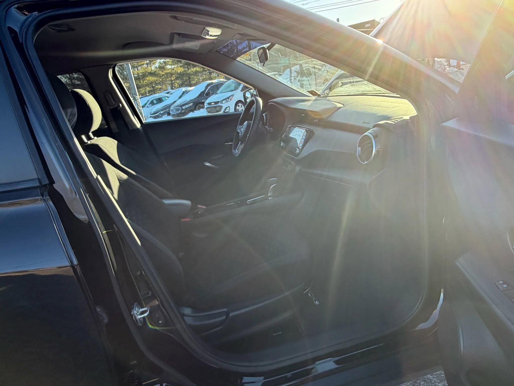 Used 2022 Nissan Kicks SV FWD image 24