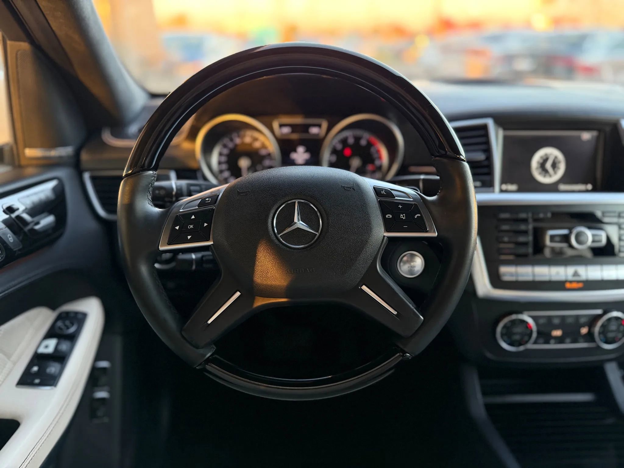 Used 2015 Mercedes-Benz GL 550 4MATIC image 19