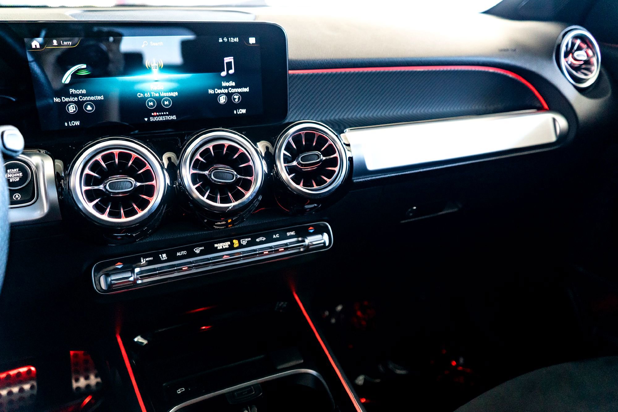 Certified 2022 Mercedes-Benz GLB 35 AMG 4MATIC image 19