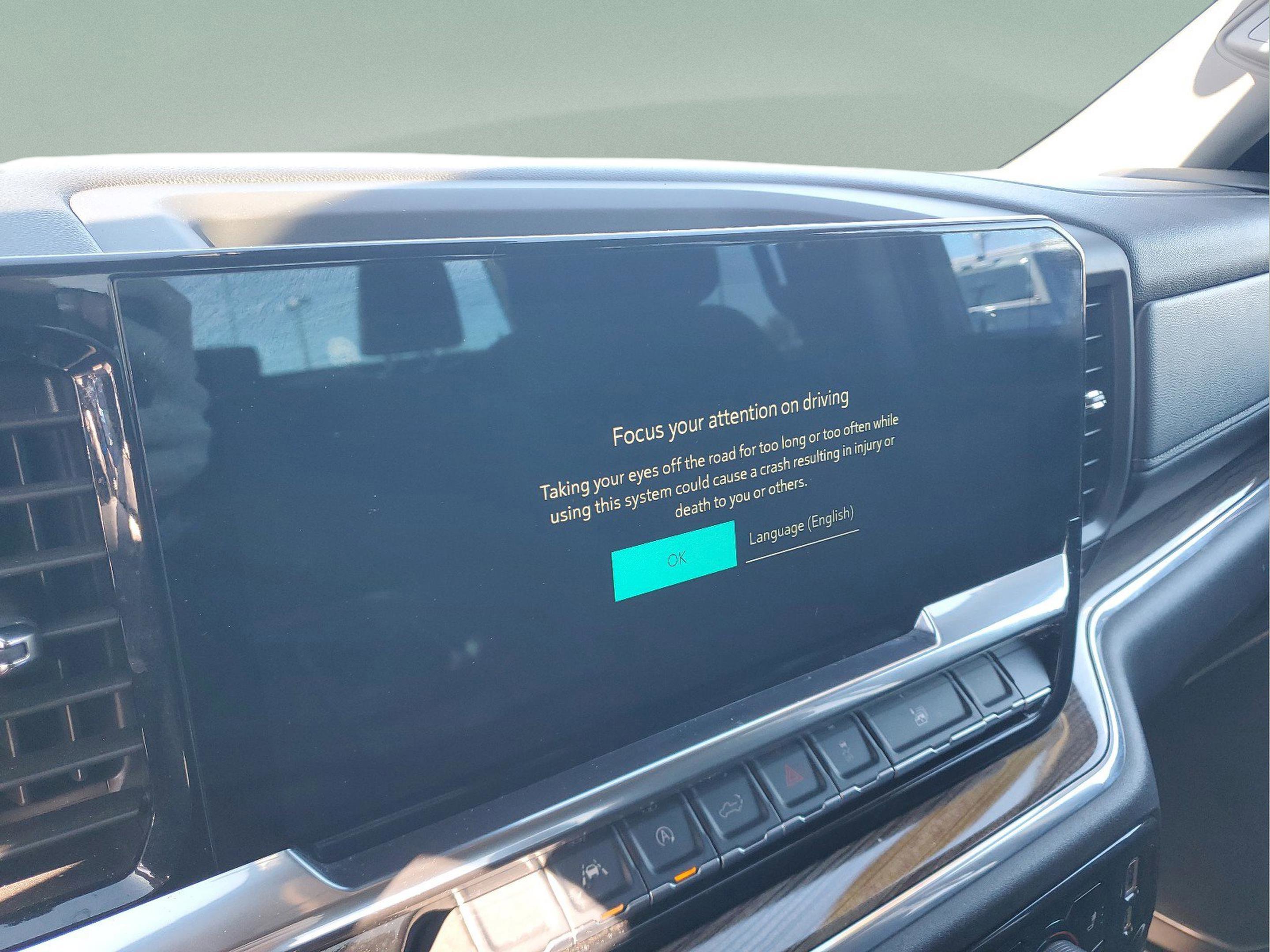 Used 2025 Chevrolet Silverado 1500 LT image 18