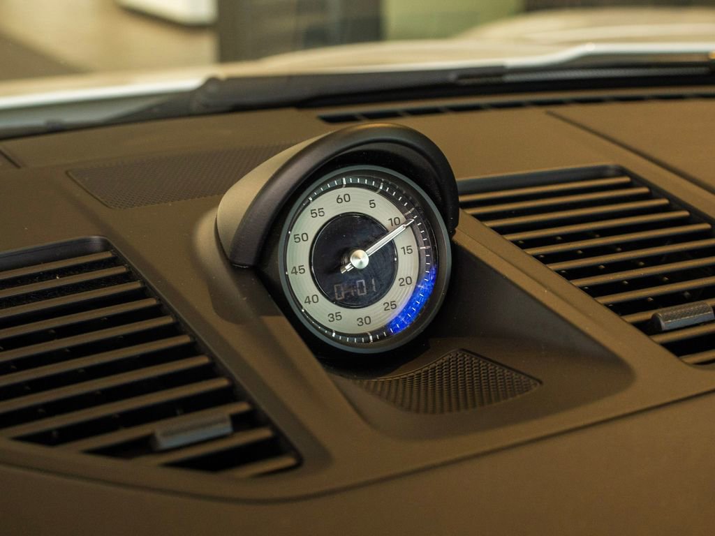 Certified 2024 Porsche 911 Carrera GTS image 25