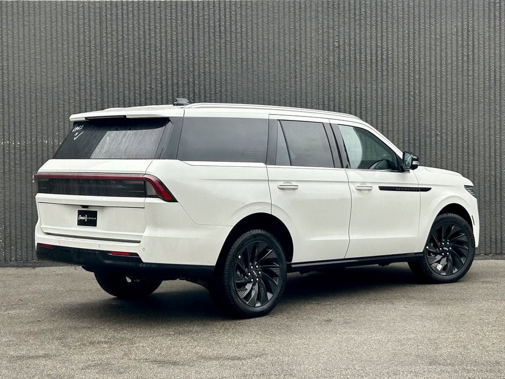 New 2026 Lincoln Navigator Black Label AWD/4WD image 5